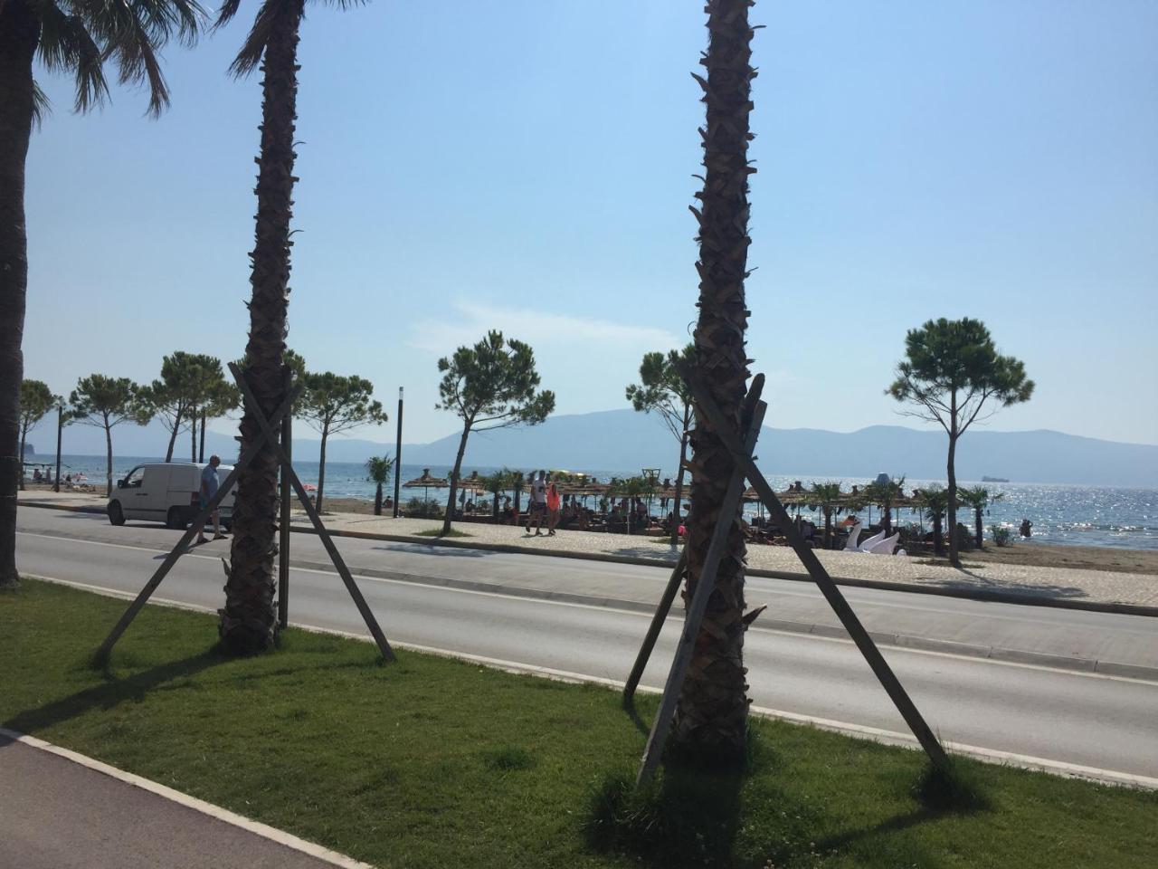 Lungomare Seaview Apartament